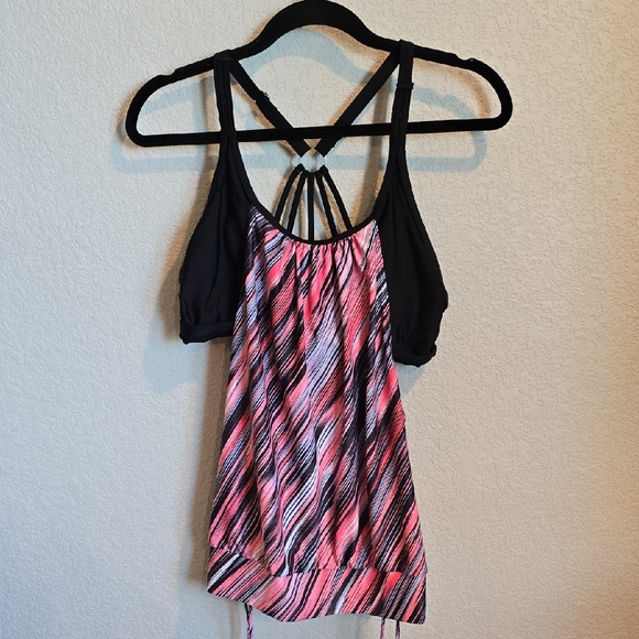 Holipick Pink and Black Asymmetrical Sleeveless Tank Top Swim Top - Picture 1 of 3